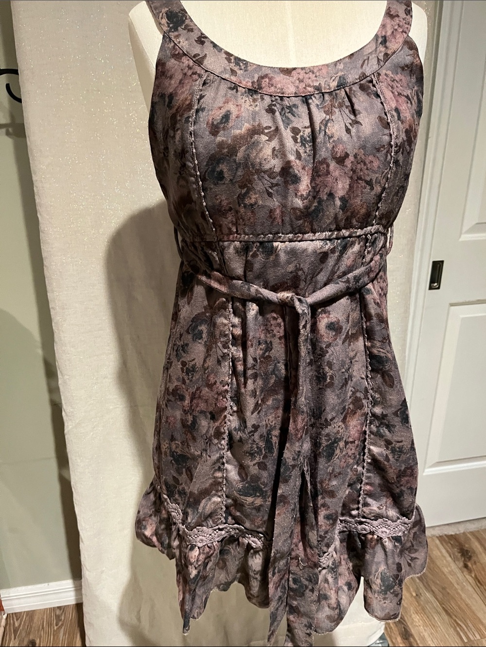 Forever 21 Mauve and Charcoal Floral Tie-Waist Mini Dress